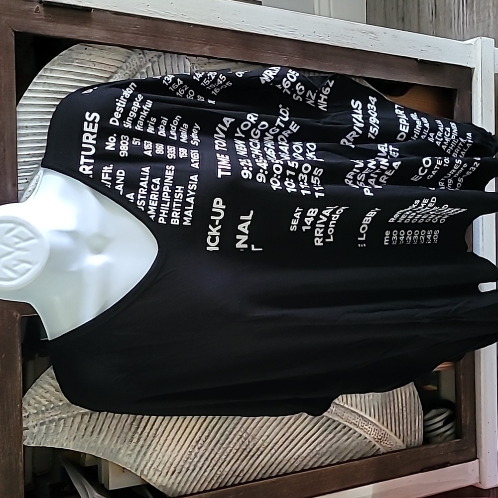 2 pc Travel set Neiman Marcus Med NWT